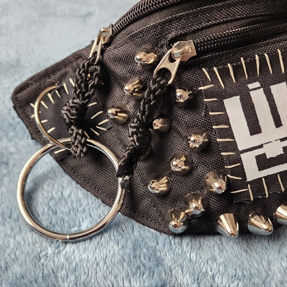 DIY Grindcore Fannypack - Picture 3 of 6